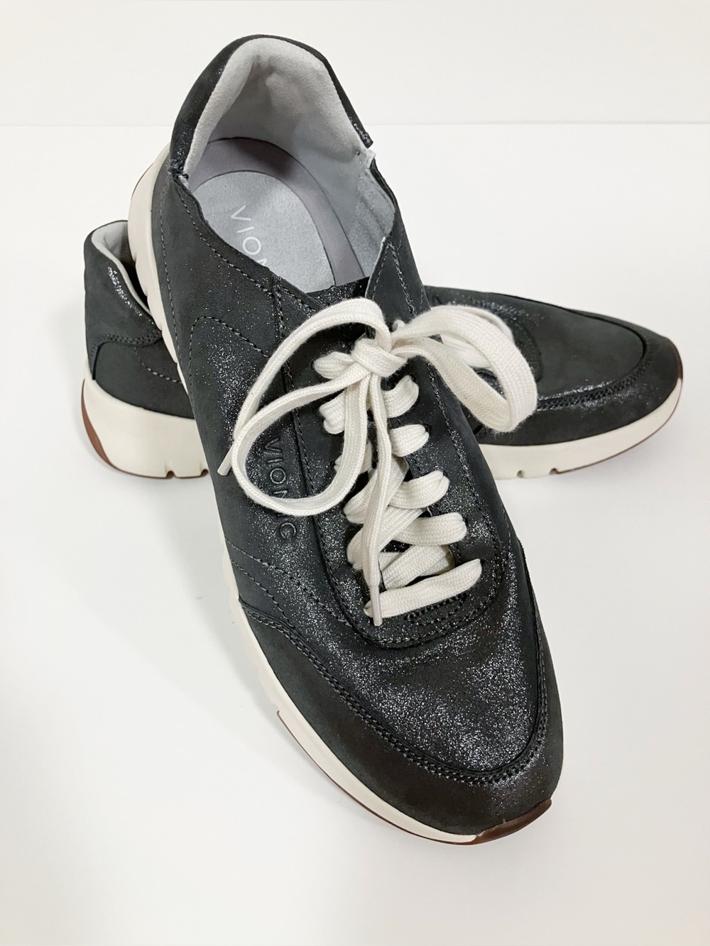 Vionic | Gray Shimmer Uptown Sneaker 10 Basic Casual Minimalist Neutral